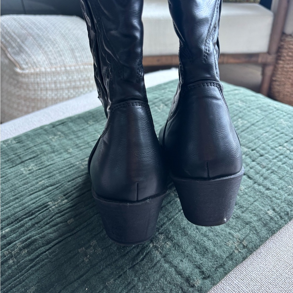 Steve Madden Black Western Embroidered Shaft Boots - Picture 3 of 7